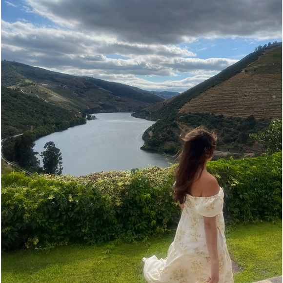 Meet your Posher, Allie - Picture 1 of 1